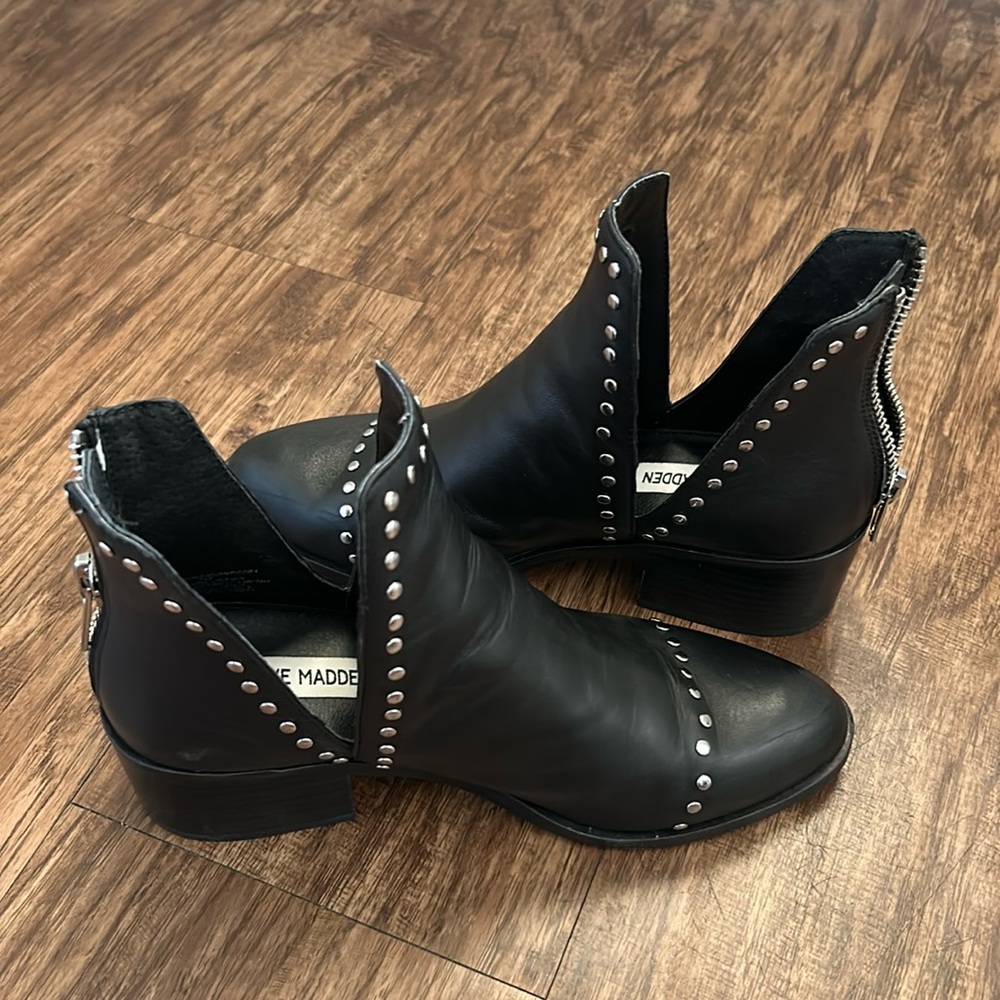Steve Madden Conspire Bootie